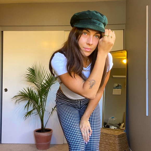 Green Velvet Paperboy Hat - Picture 1 of 5